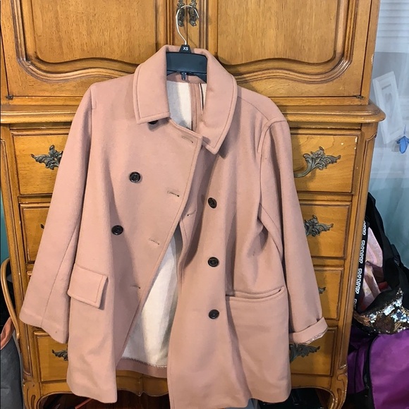GAP Jackets & Blazers - ONLY WORN ONCE tan warm pea coat